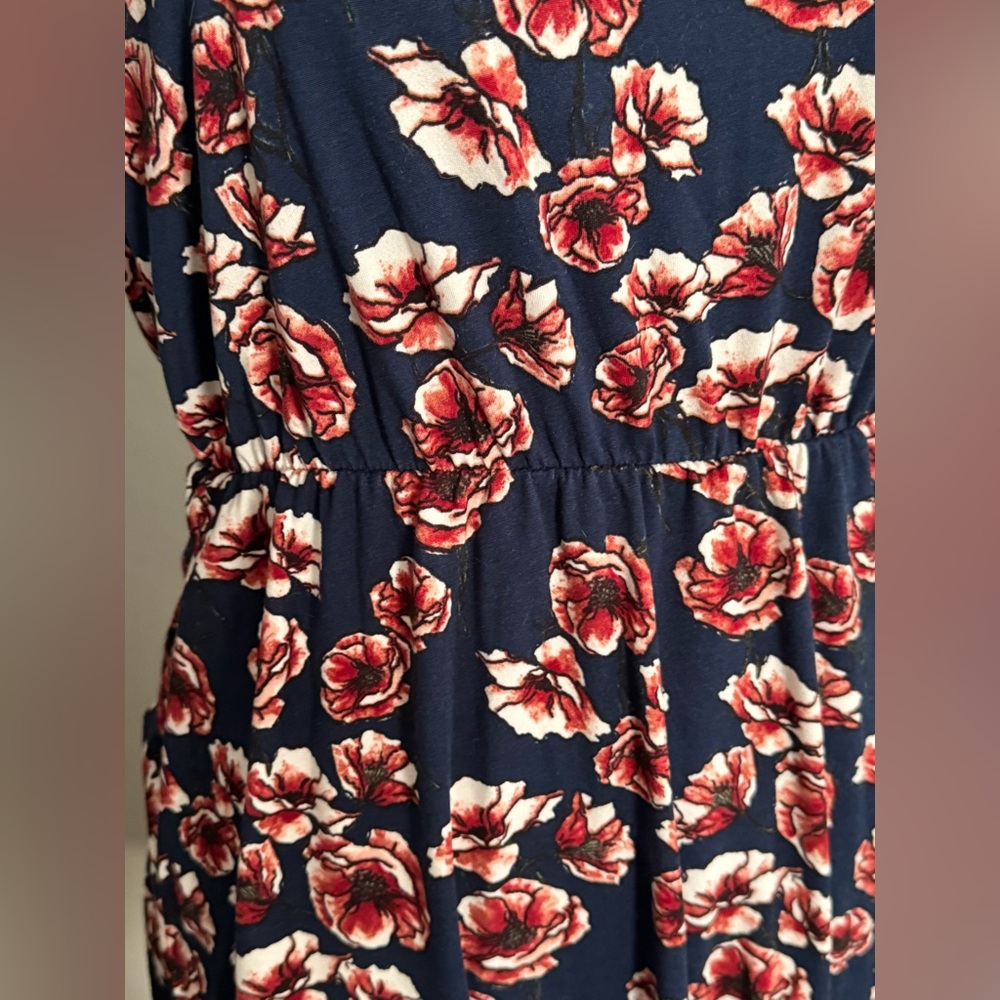 French Grey Floral Sleeveless Navy Dress - Size Large - Picture 6 of 8
